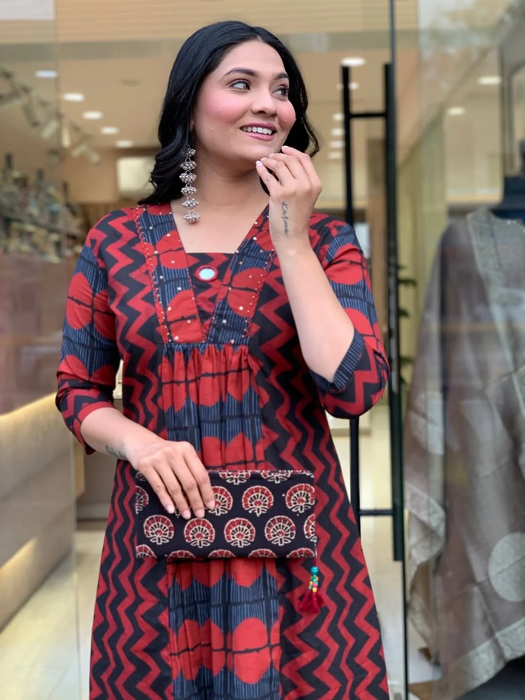 Red & Black Chevron Zigzag Print Cotton A-Line Kurta Palazzo Set - Image 2