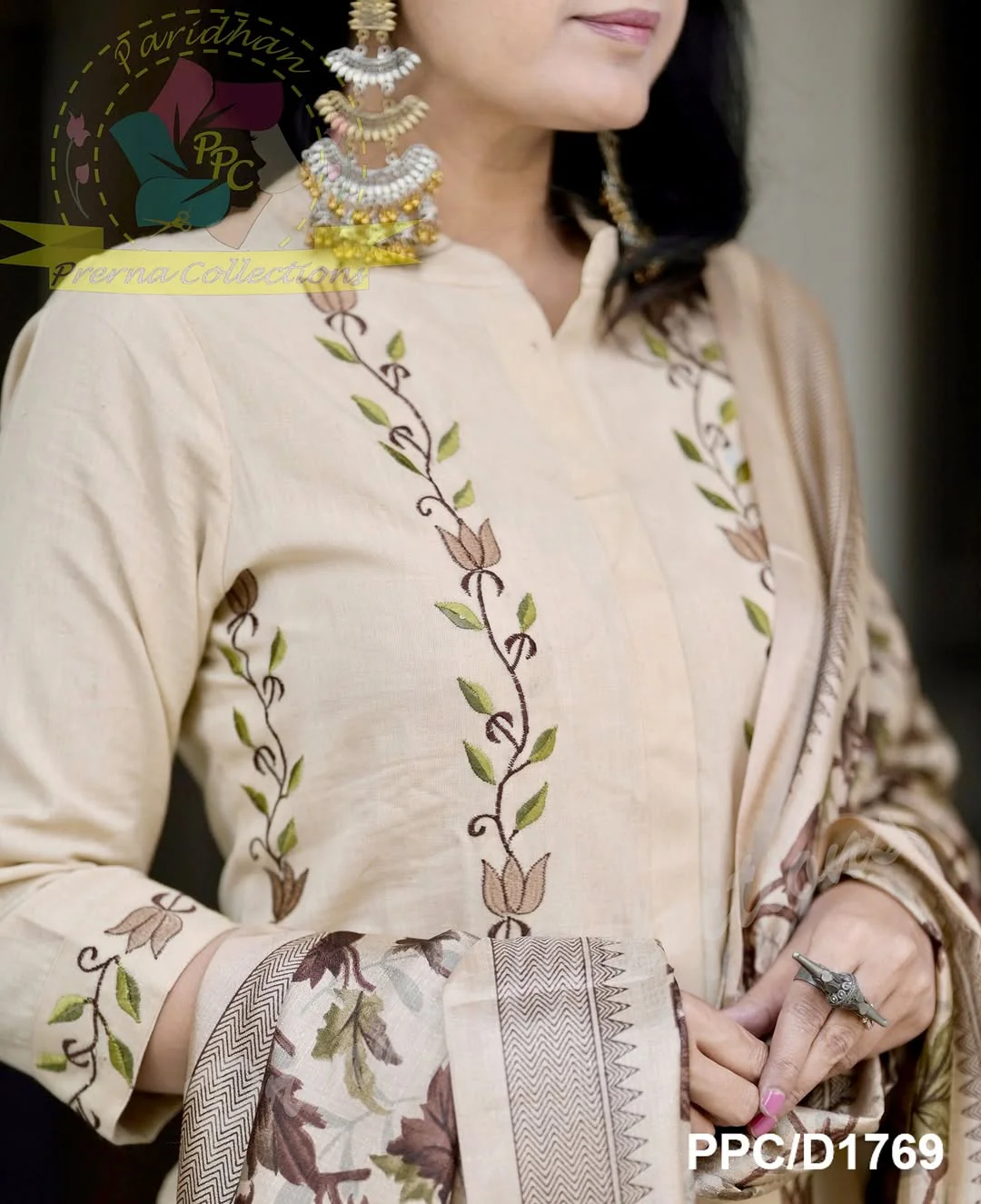 Beige Handloom Cotton Kurti Pant Dupatta Set with Embroidery & Kalamkari Dupatta - Image 3