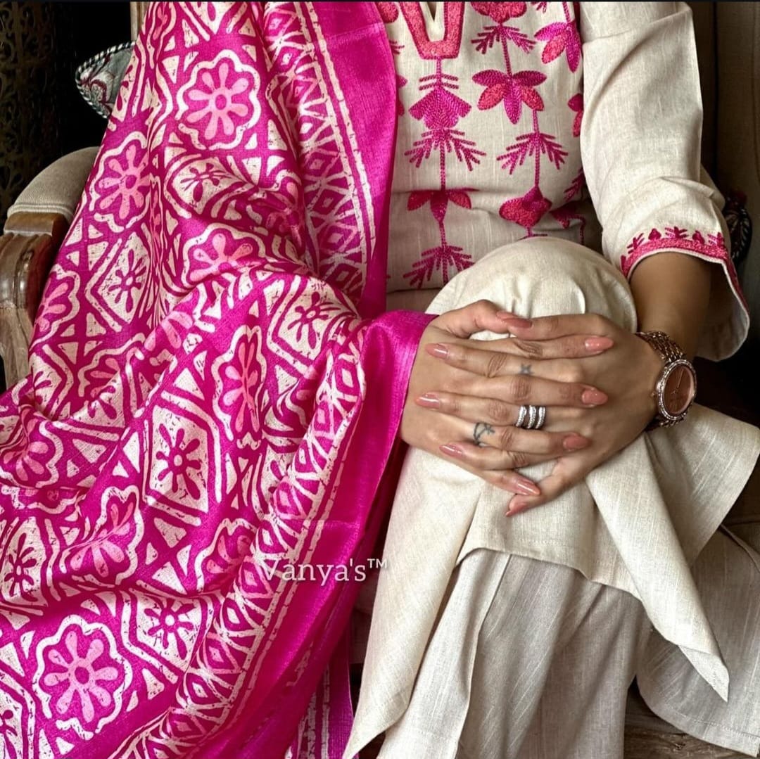Off White Pink Handloom Cotton Kurti Pant Dupatta Set with Aari Embroidery - Image 2
