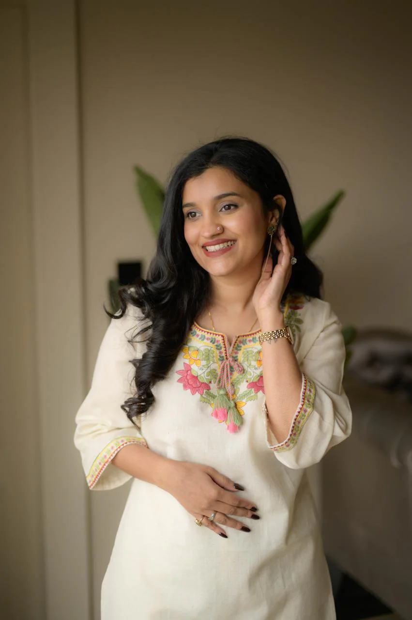 Off White Embroidered Kurta Pant Set for Women – Elegant Ethnic Cotton Co-ord Set - Image 3