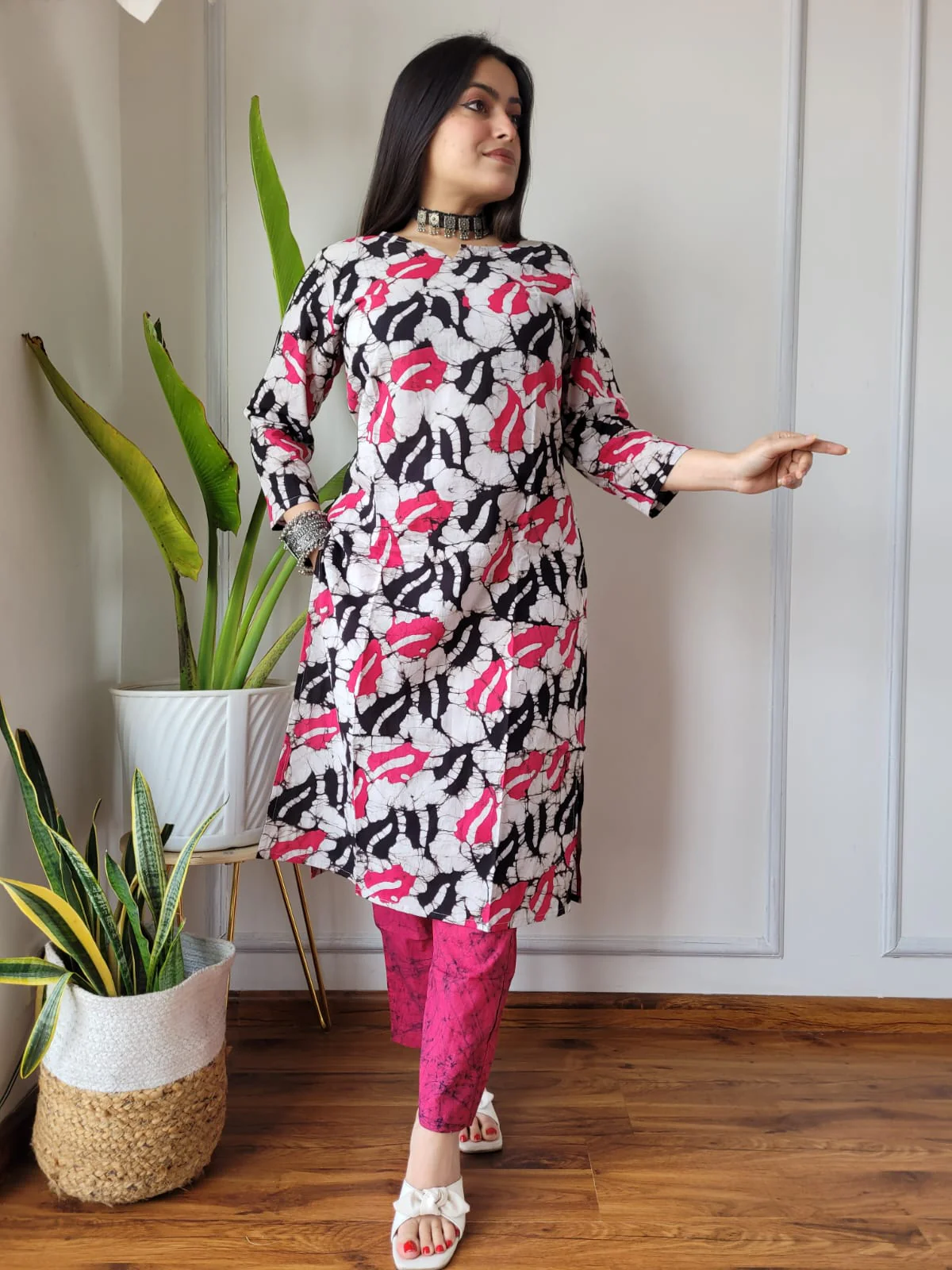 Black Pink Printed Cotton Kurti Pant Set for Women