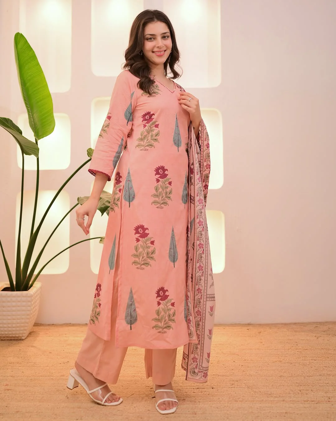 Peach Cotton Floral Printed Kurti Pant Dupatta Set for Women - Image 2