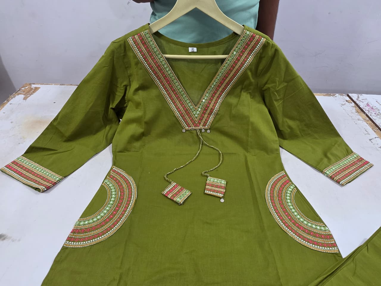 Mehendi Green Hand Work Cotton Kurta Pant Set - Image 2