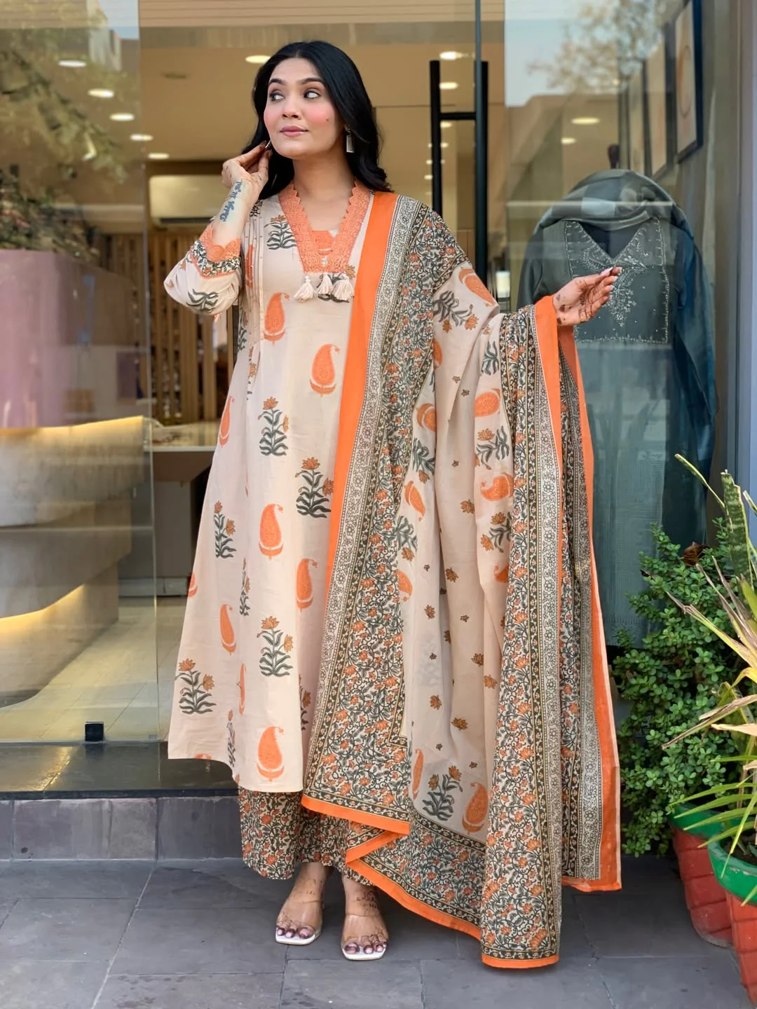 Cream & Orange Paisley Block Print Cotton Kurti Palazzo Dupatta Set