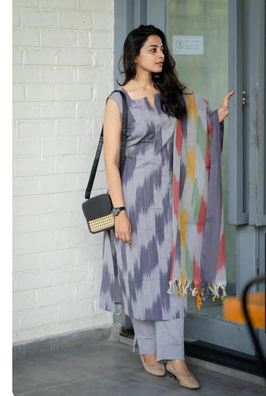 Grey Ikat Print Handloom Cotton Kurti Set | Sleeveless Kurti Pant Dupatta for Women